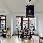 Lina براشوف